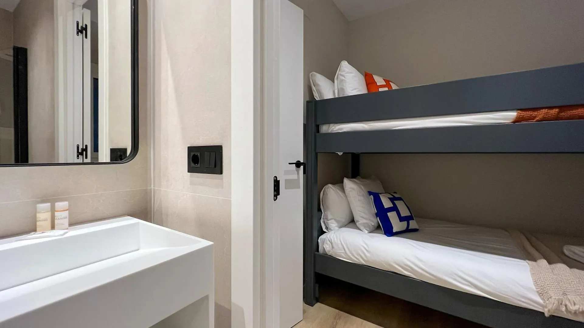 Stay U-Nique Apartment Muntaner Barcelone